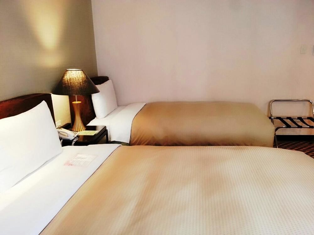 Astar Hotel Тайпей Екстериор снимка