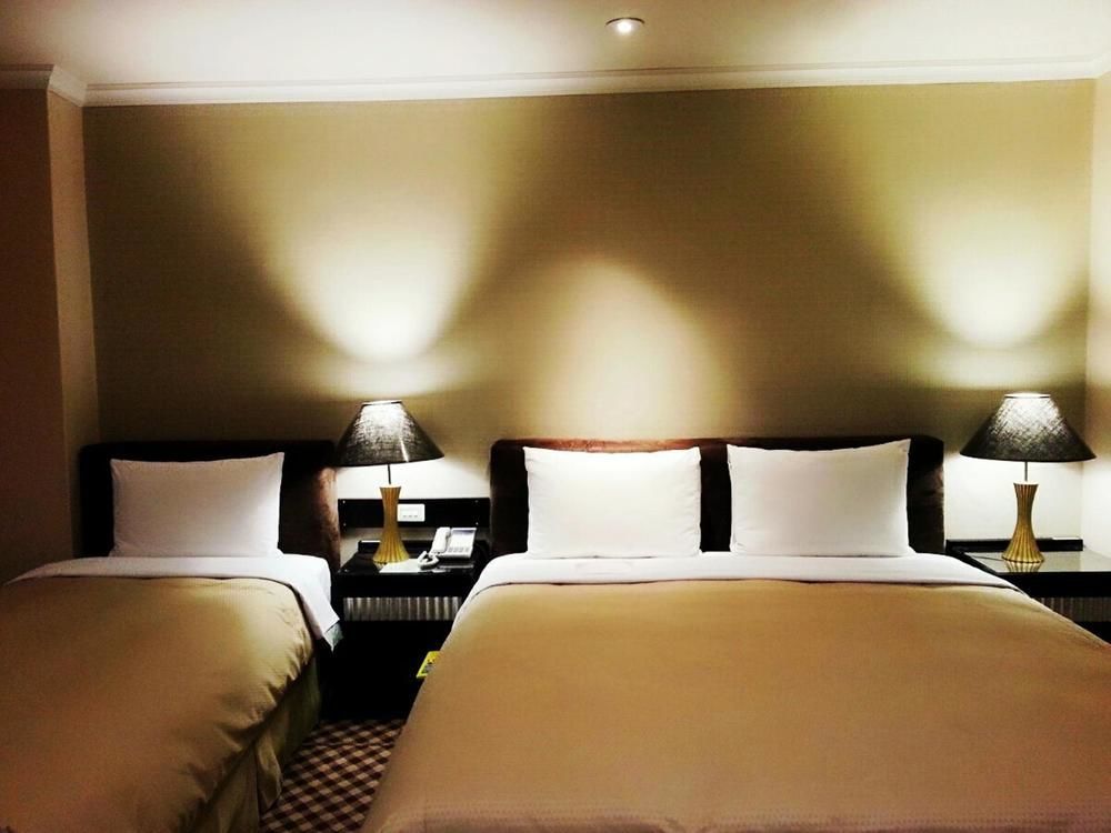 Astar Hotel Тайпей Екстериор снимка