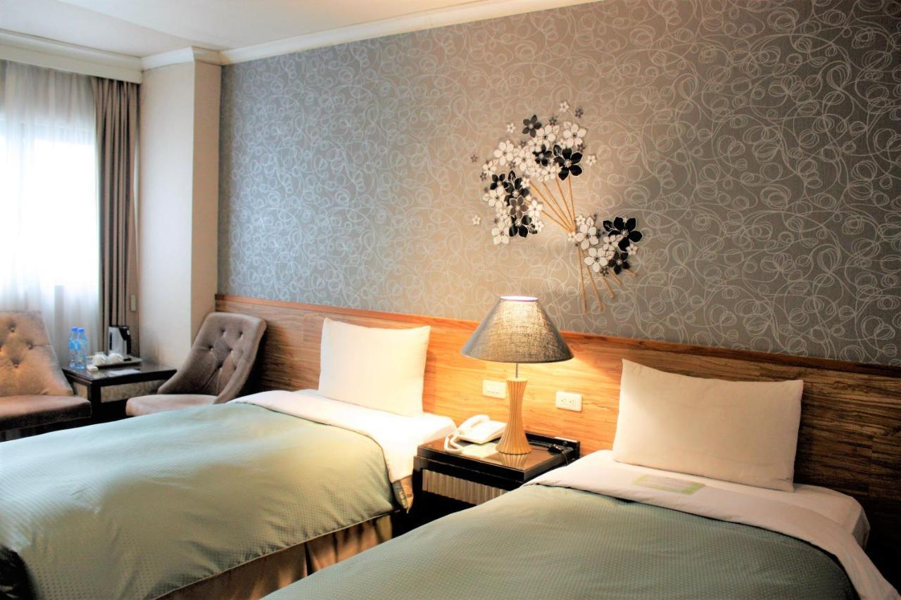 Astar Hotel Тайпей Екстериор снимка