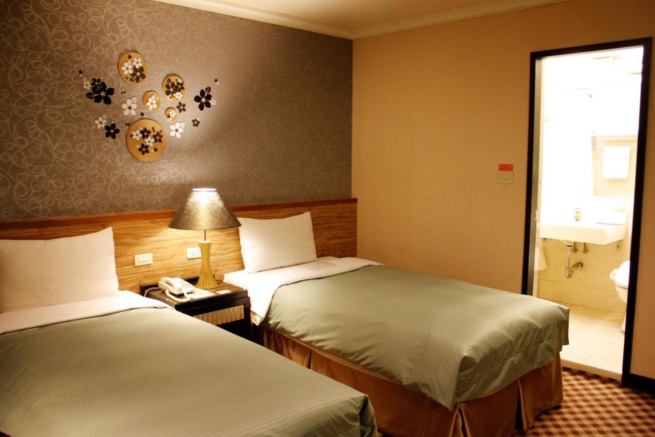 Astar Hotel Тайпей Екстериор снимка